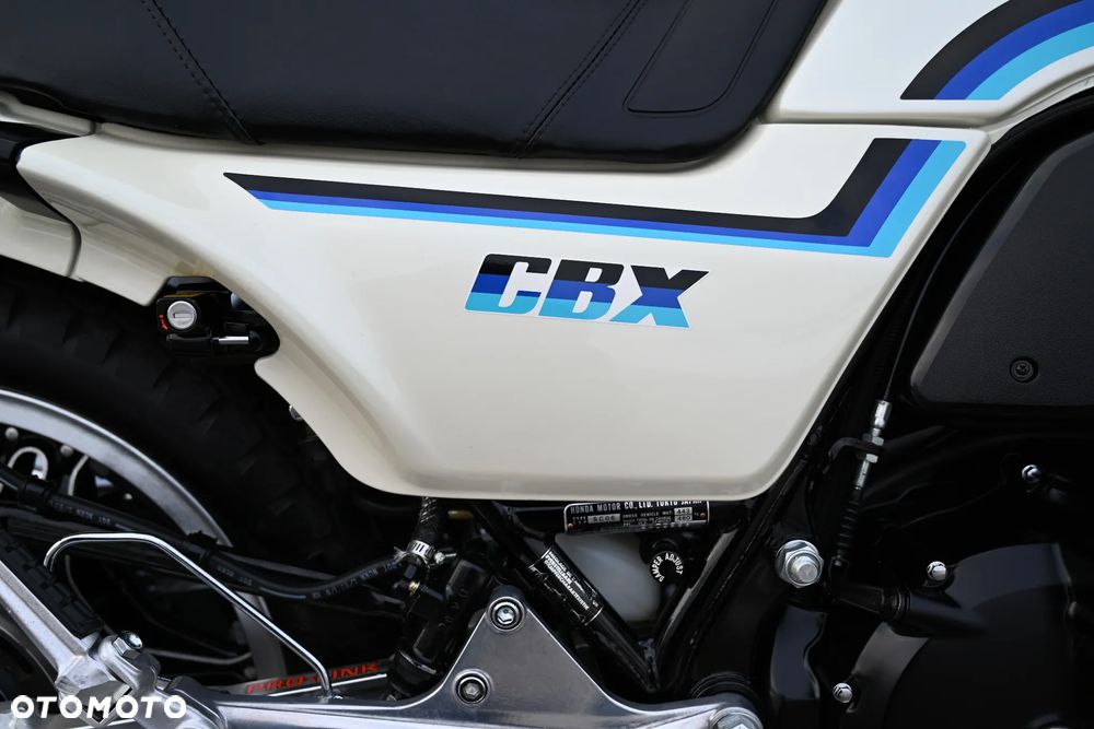 Honda CBX - 35