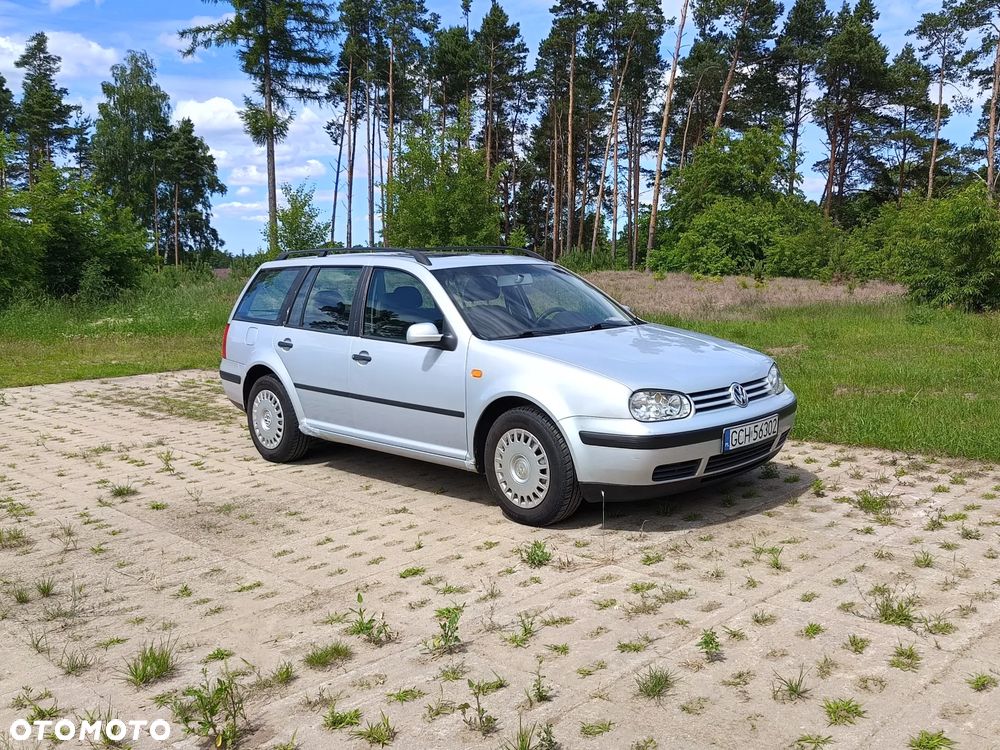 Volkswagen Golf 1.4 Basis - 1