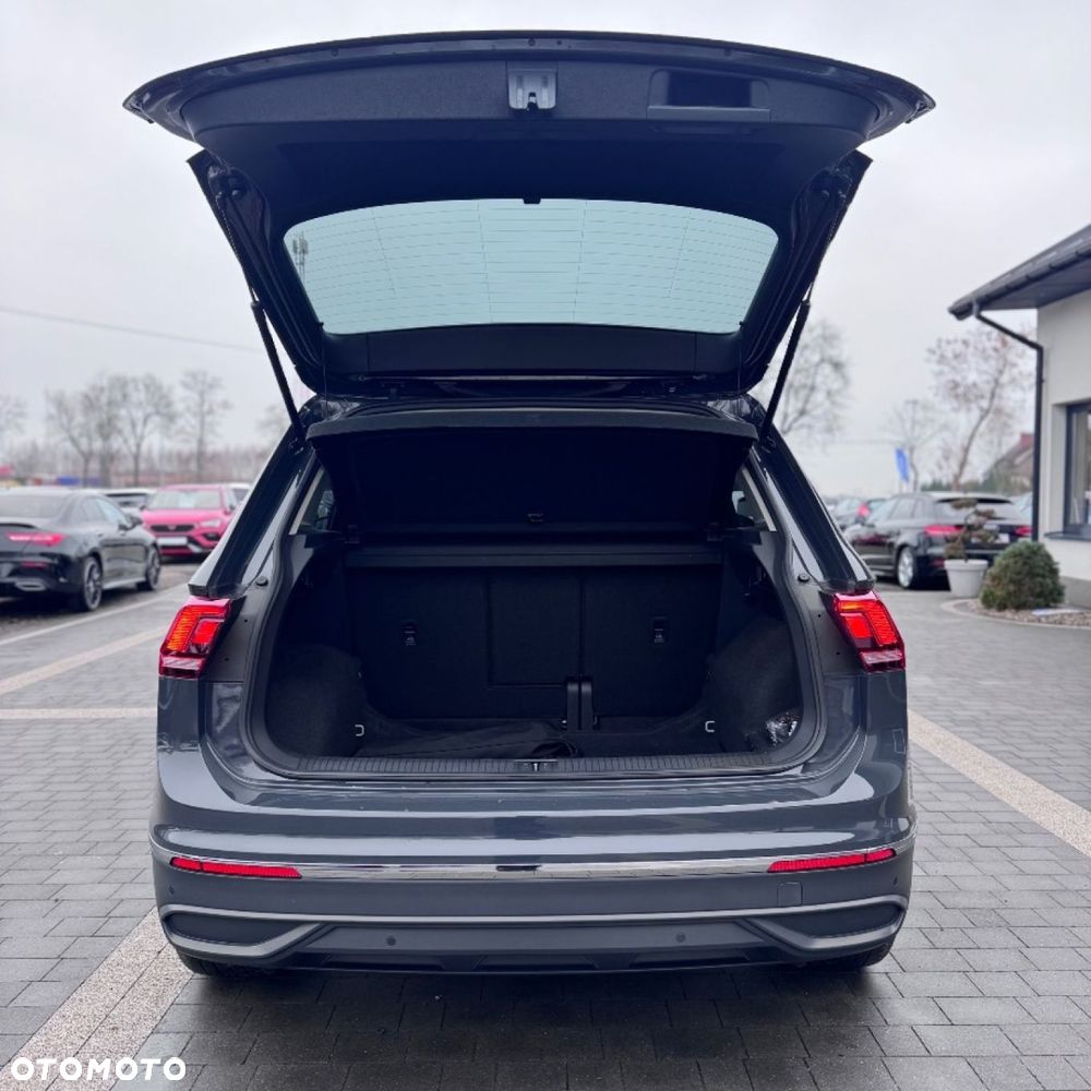 Volkswagen Tiguan - 15