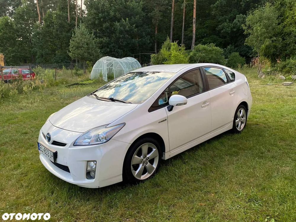 Toyota Prius - 12