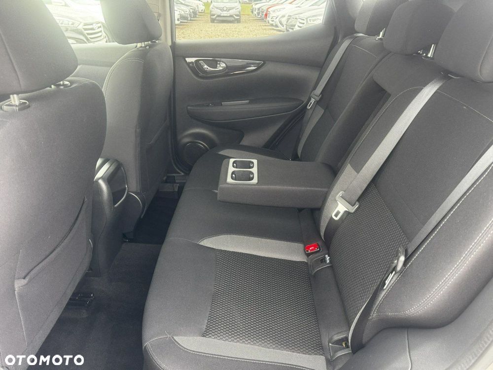 Nissan Qashqai 1.3 DIG-T Tekna - 32