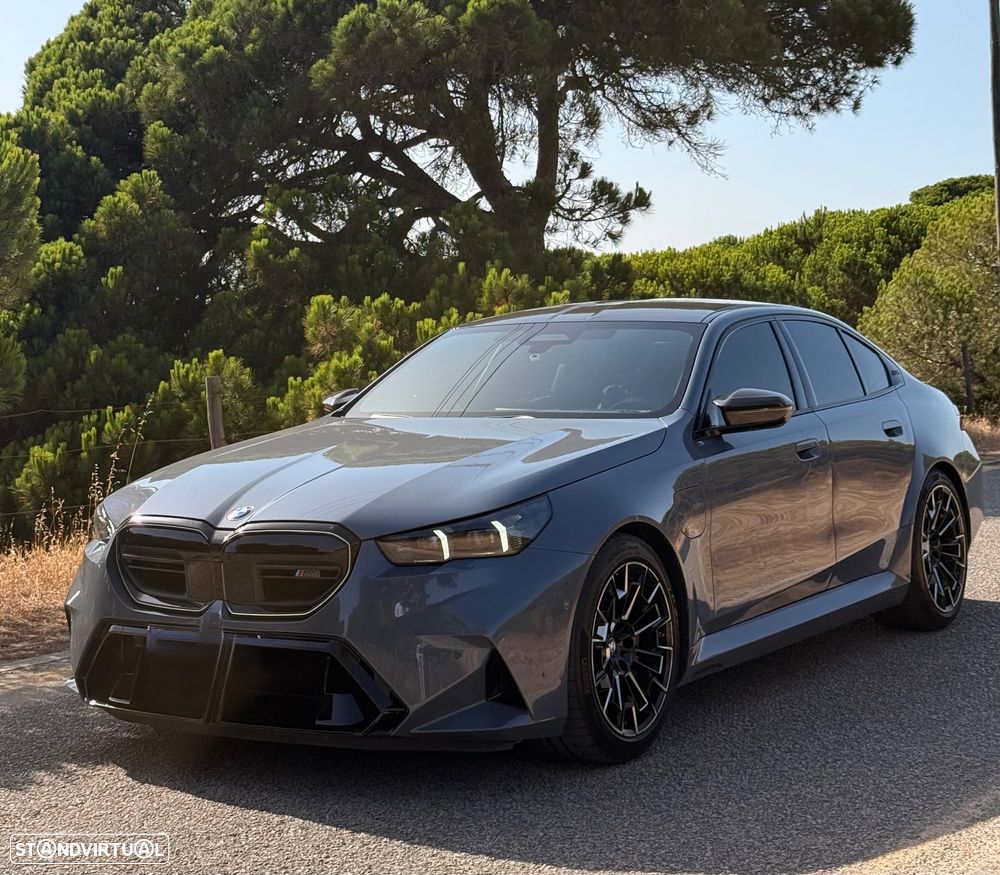 BMW M5 xDrive - 7