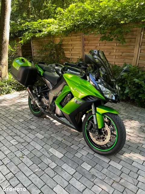 Kawasaki Ninja 1000 SX - 4
