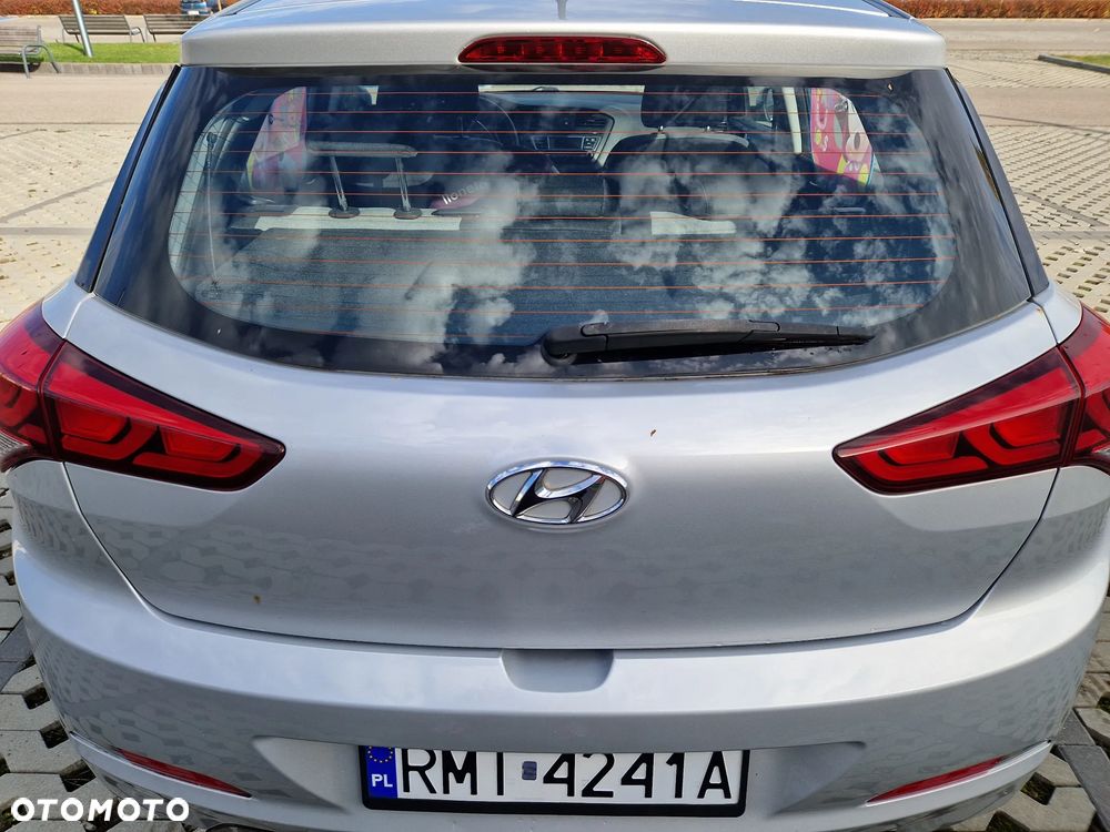 Hyundai i20 1.1 CRDi Classic + - 9