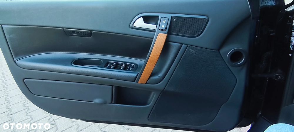Volvo C70 2.4D5 Summum - 15
