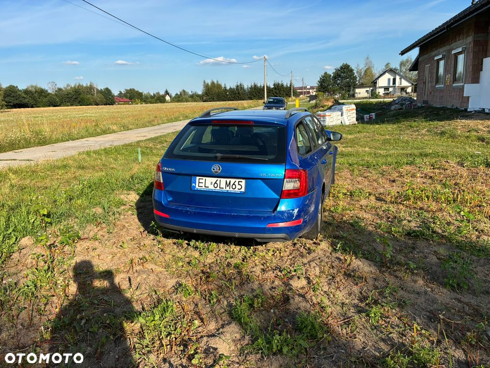 Skoda Octavia 2.0 TDI Elegance DSG - 9