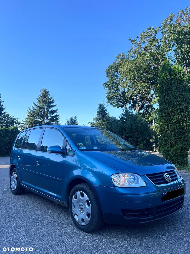 Volkswagen Touran 1.6 FSI Automatik Goal - 1