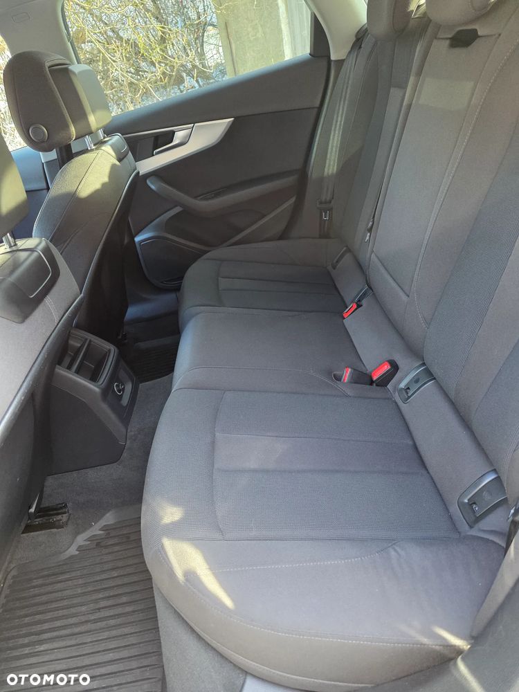 Audi A4 Avant 2.0 TDI S tronic - 12