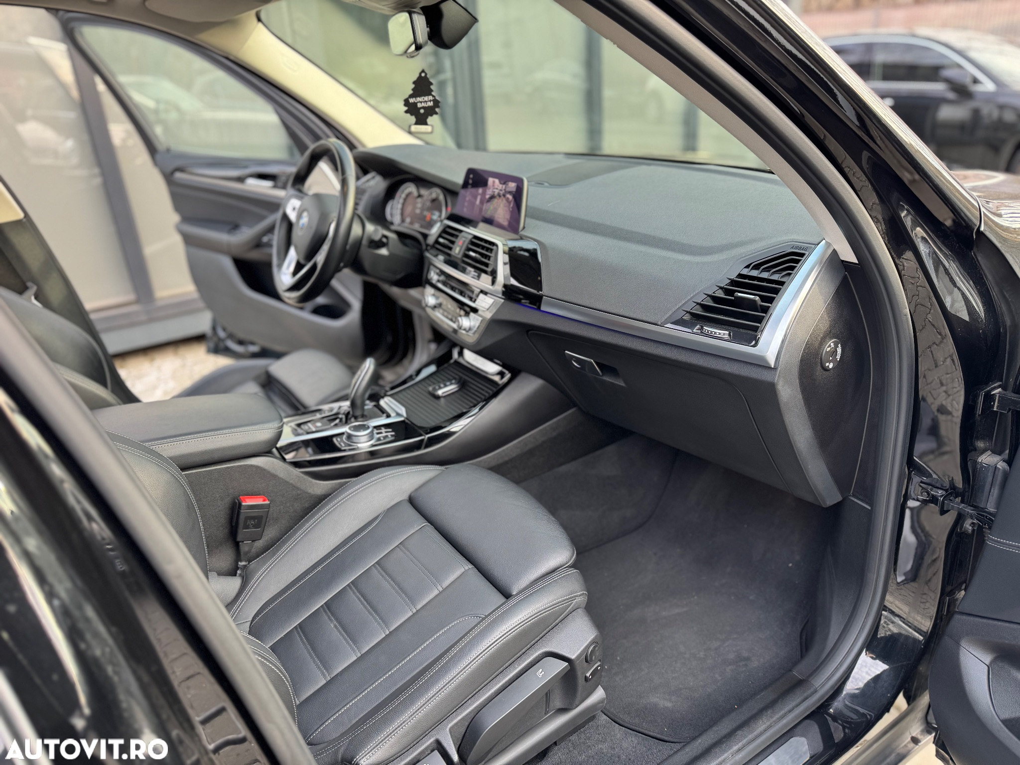 BMW X3 xDrive20d AT xLine - 30