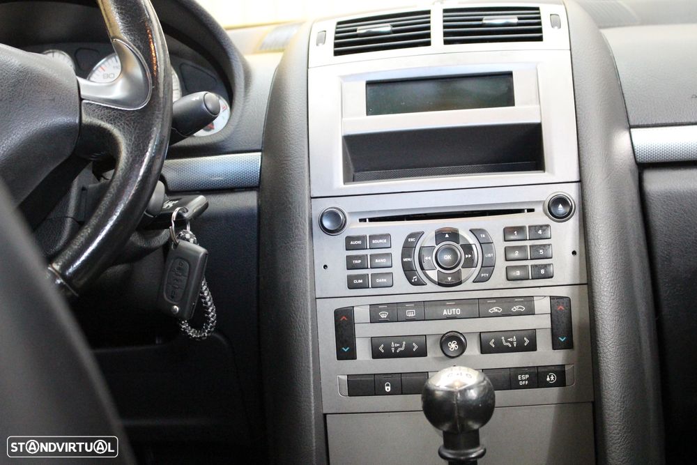 Peugeot 407 2.0 HDi Executive - 35
