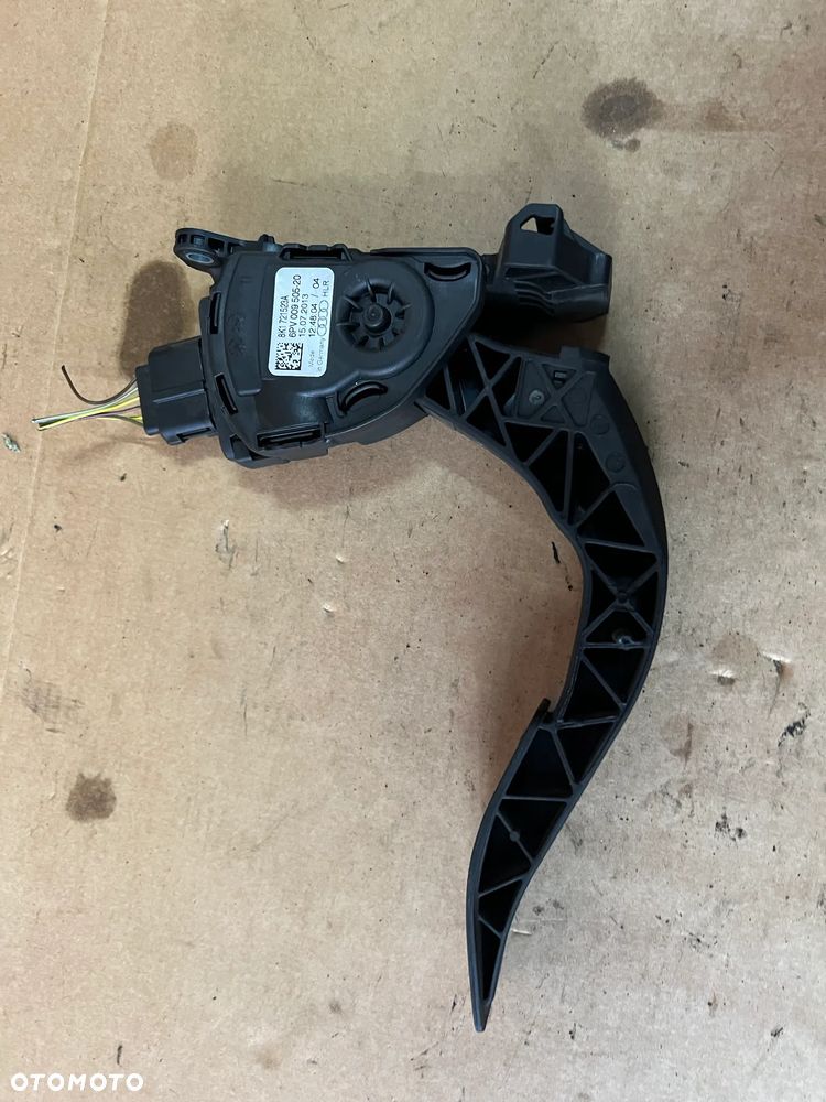 Pedał gazu potencjometr Audi A4 B8 2.0 TDI 8K1721523A - 1