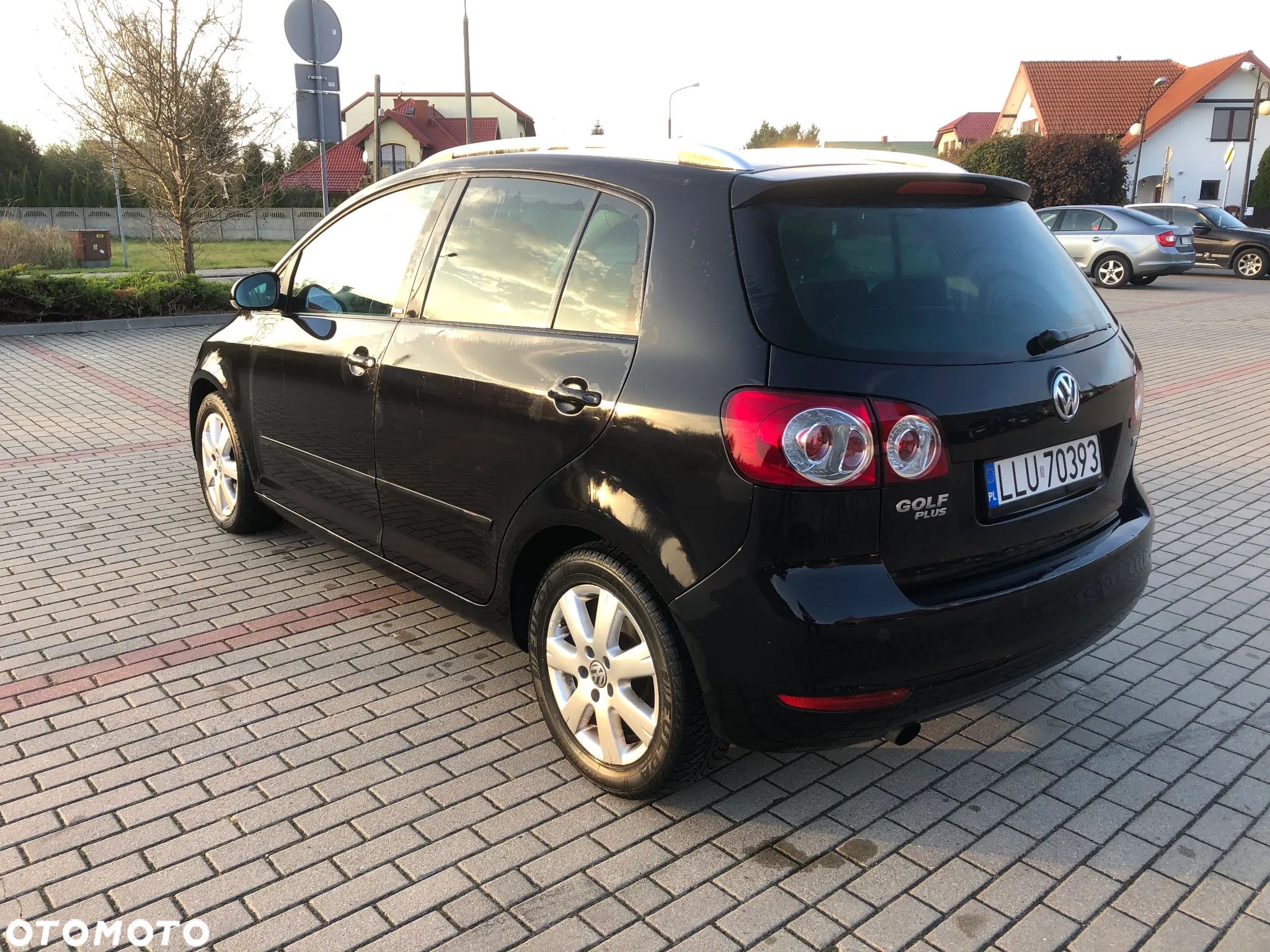 Volkswagen Golf Plus 1.6 TDI BlueMot Comfortline - 3
