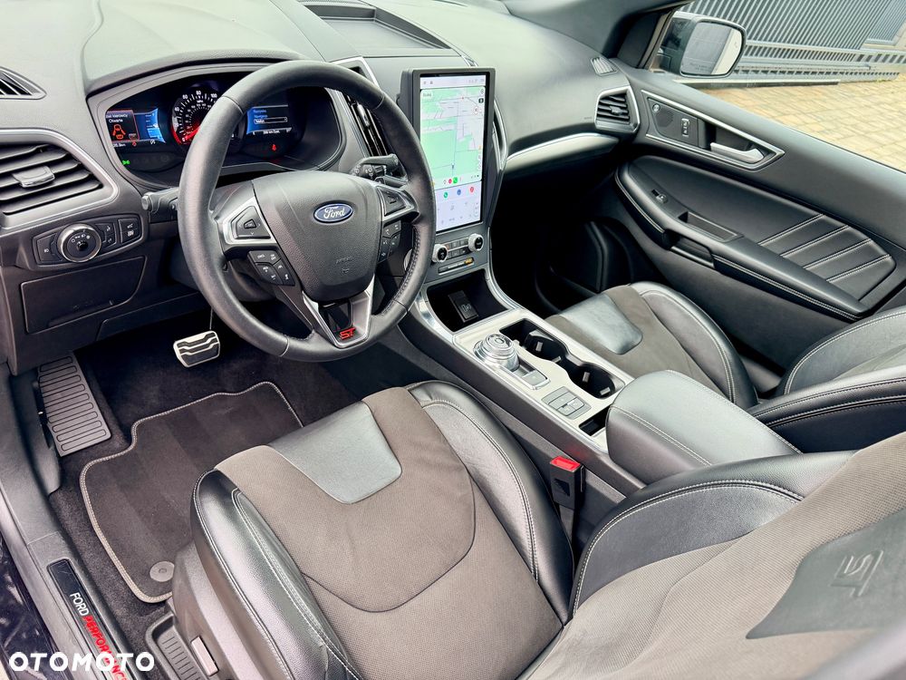 Ford Edge - 22