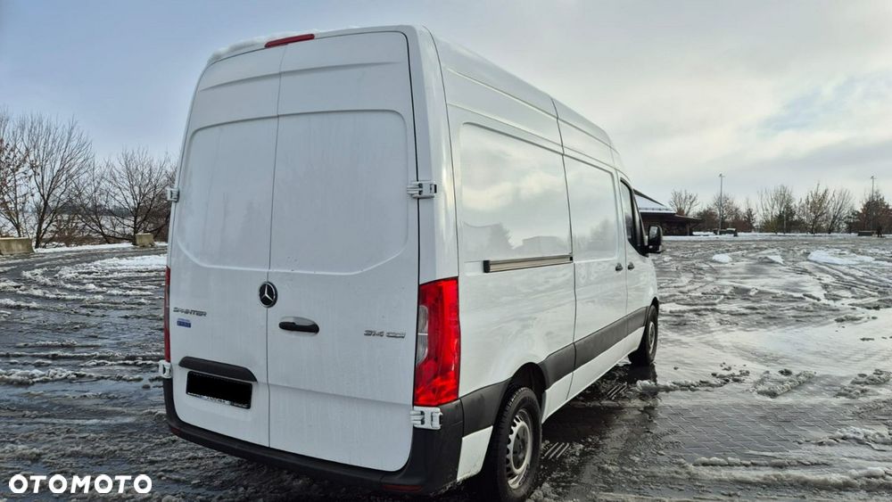 Mercedes-Benz Sprinter - 9