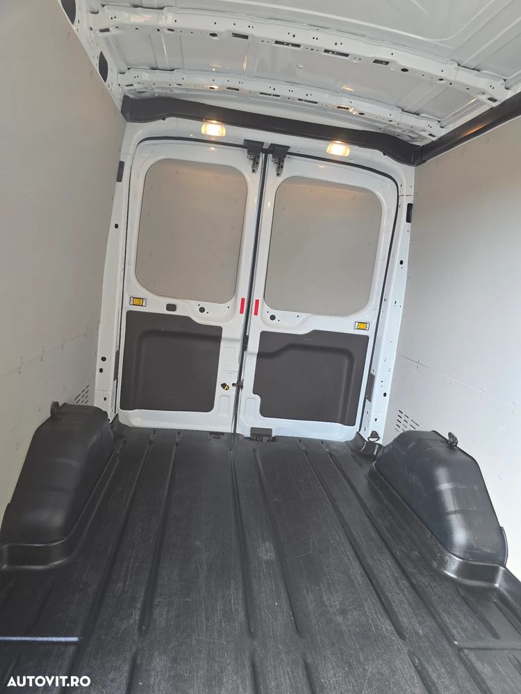 Ford Transit - 16