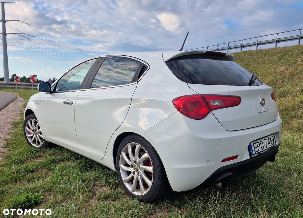 Alfa Romeo Giulietta 2.0 JTDM Distinctive - 23