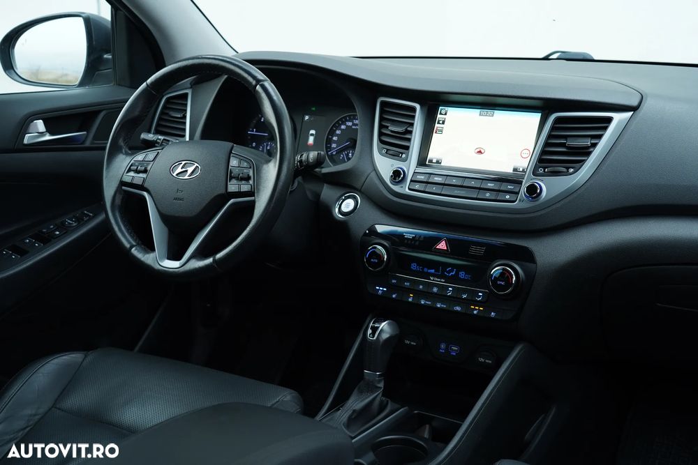 Hyundai Tucson 2.0 CRDI 4WD Automatik Style - 10