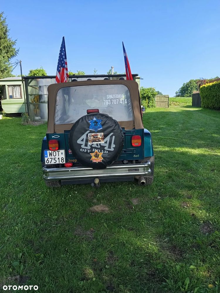 Jeep Wrangler - 36