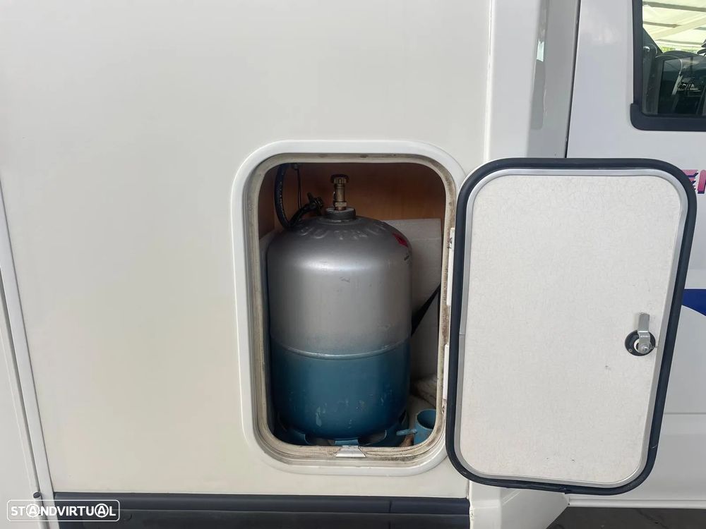 Challenger Genesis 36 - Autocaravana - 36