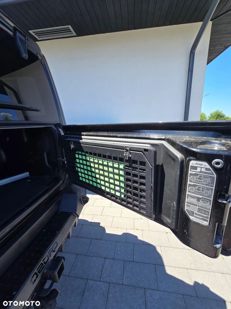 Jeep Wrangler - 26