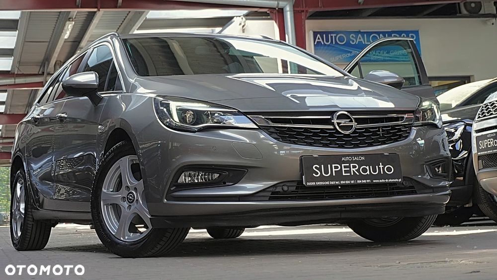 Opel Astra 1.4 T Elite - 1