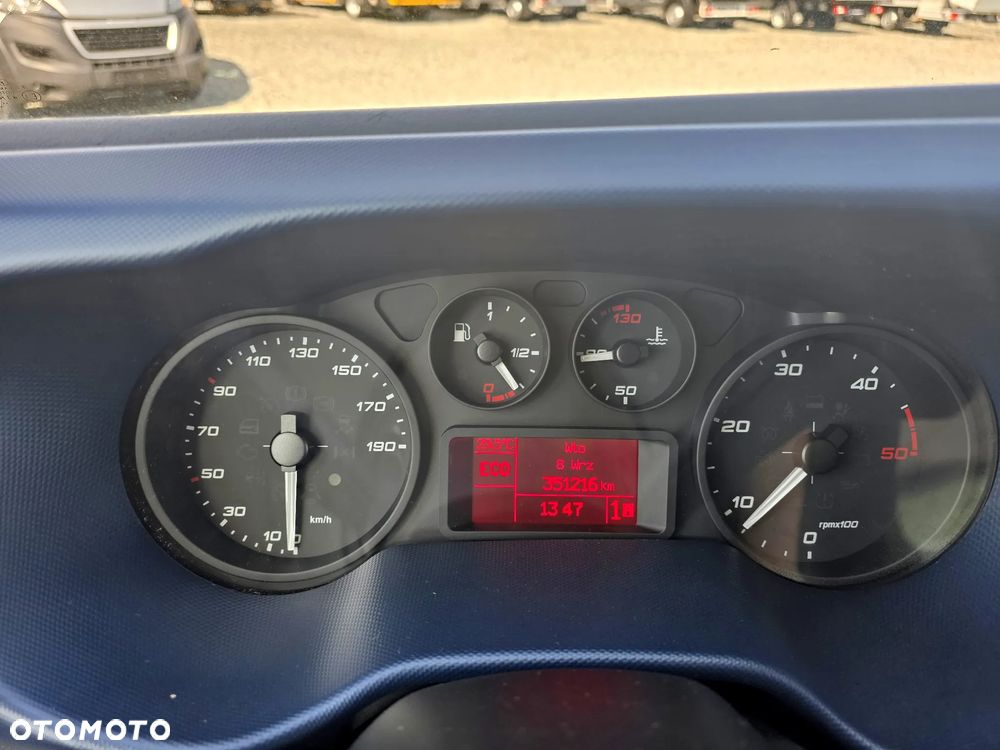 Iveco IVECO 35-160 2.3 HPI 160 KONNY KONTENER 4.2 M WINDA KLIMA WEBASTO 8 BIEGOWY HIMATIC - 18