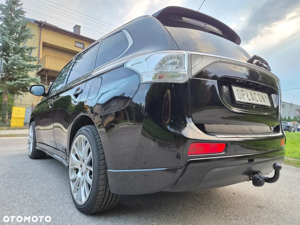 Mitsubishi Outlander - 17