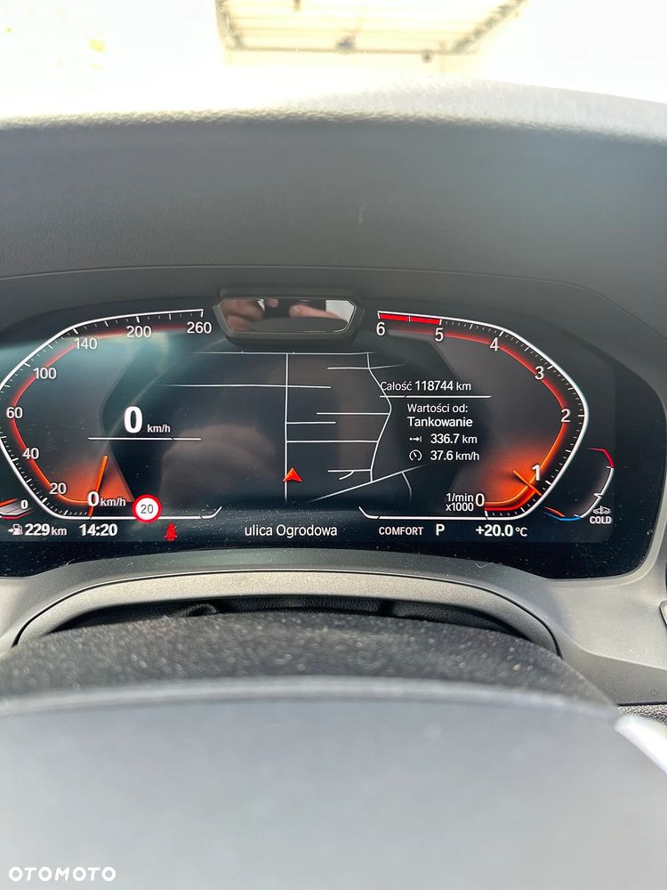 BMW Seria 3 320d xDrive - 16