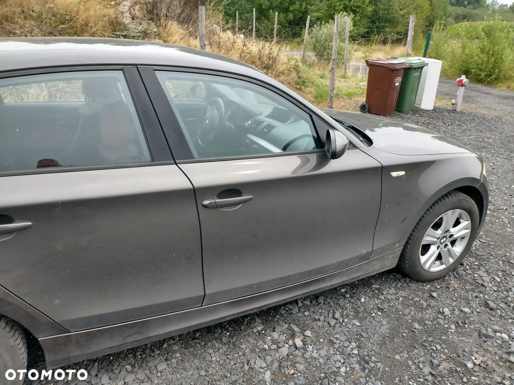 BMW Seria 1 120d - 3