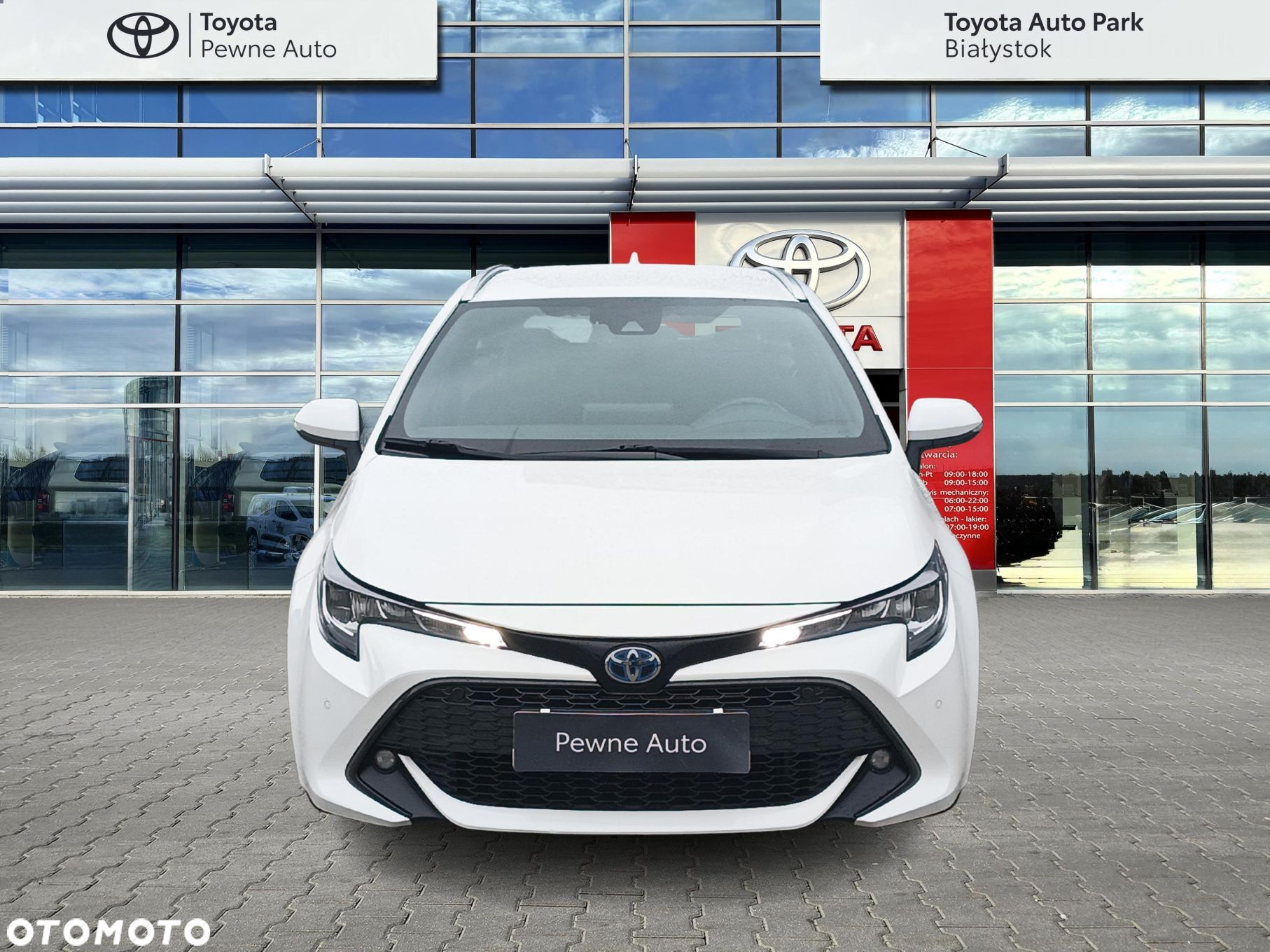 Toyota Corolla 1.8 Hybrid Comfort - 8