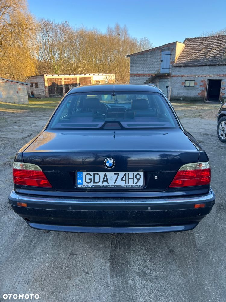 BMW Seria 7 - 5