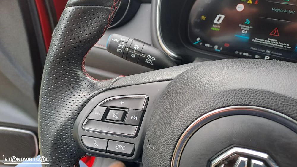 MG EHS 1.5 T-GDI Plug-in Hybrid Luxury - 32