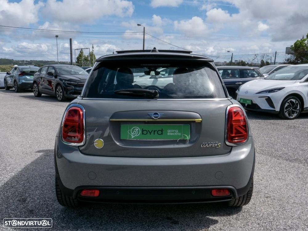 MINI 3 Portas Cooper SE - 11