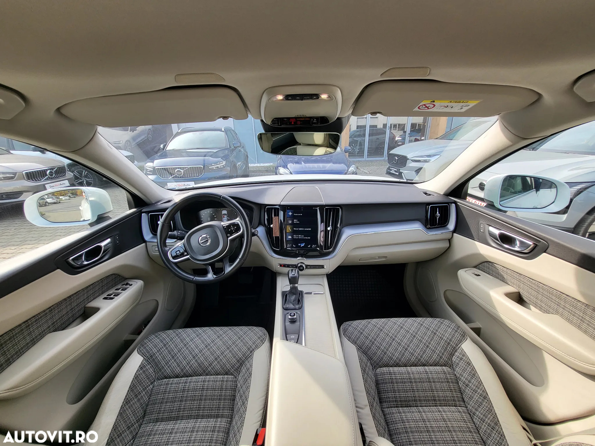Volvo XC 60 D4 AWD Geartronic Momentum - 12
