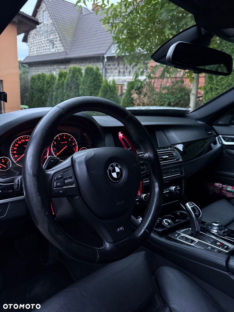 BMW Seria 5 535i xDrive - 26