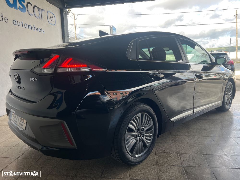 Hyundai Ioniq 1.6 GDI HEV Hybrid Tech - 7