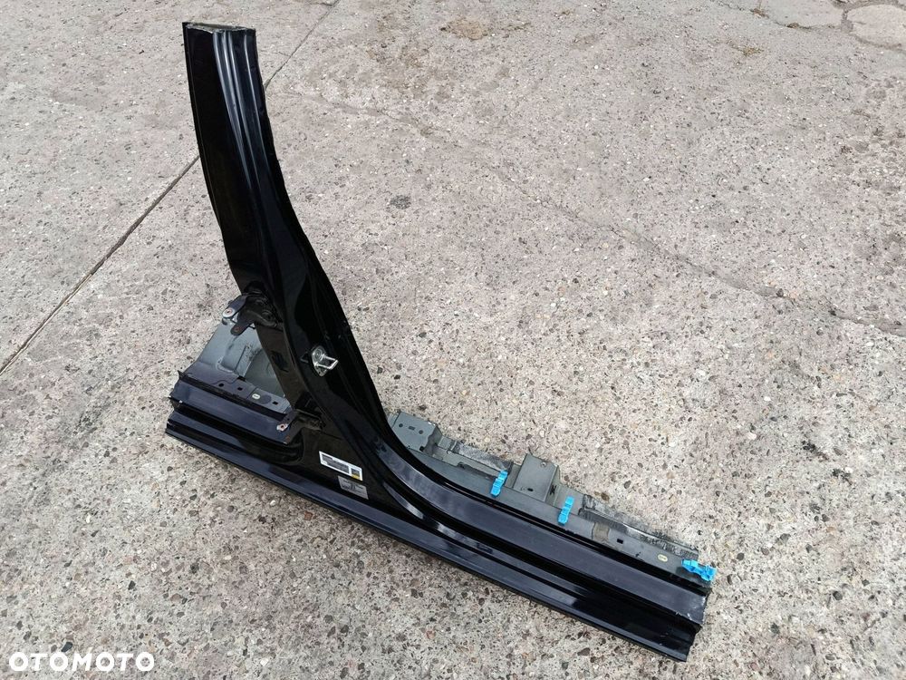 OPEL ASTRA L VI PRAWY SŁUPEK ŚRODKOWY KTV - 5