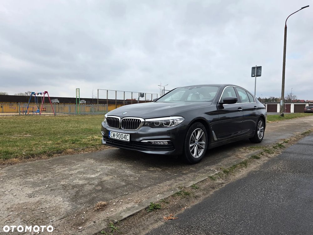 BMW Seria 5 520d Efficient Dynamics - 4