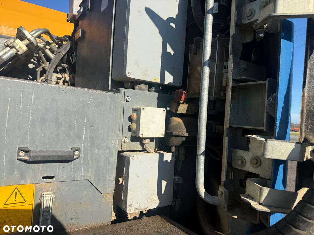 Liebherr R 914 compact - 20