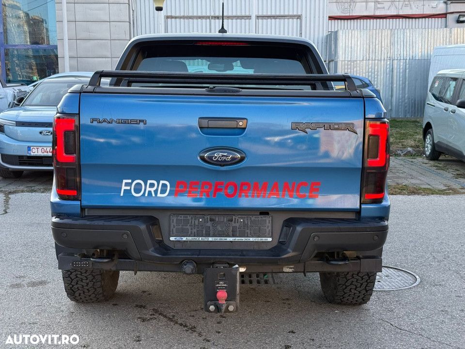 Ford Raptor - 10