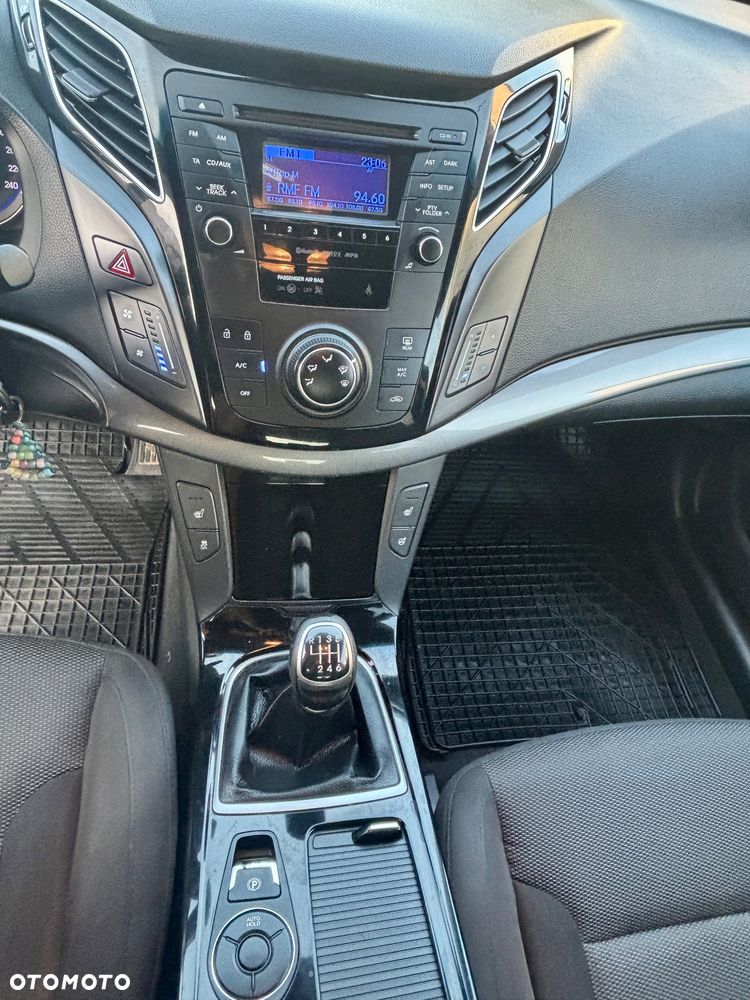 Hyundai i40 Kombi blue 1.7 CRDi Style - 10