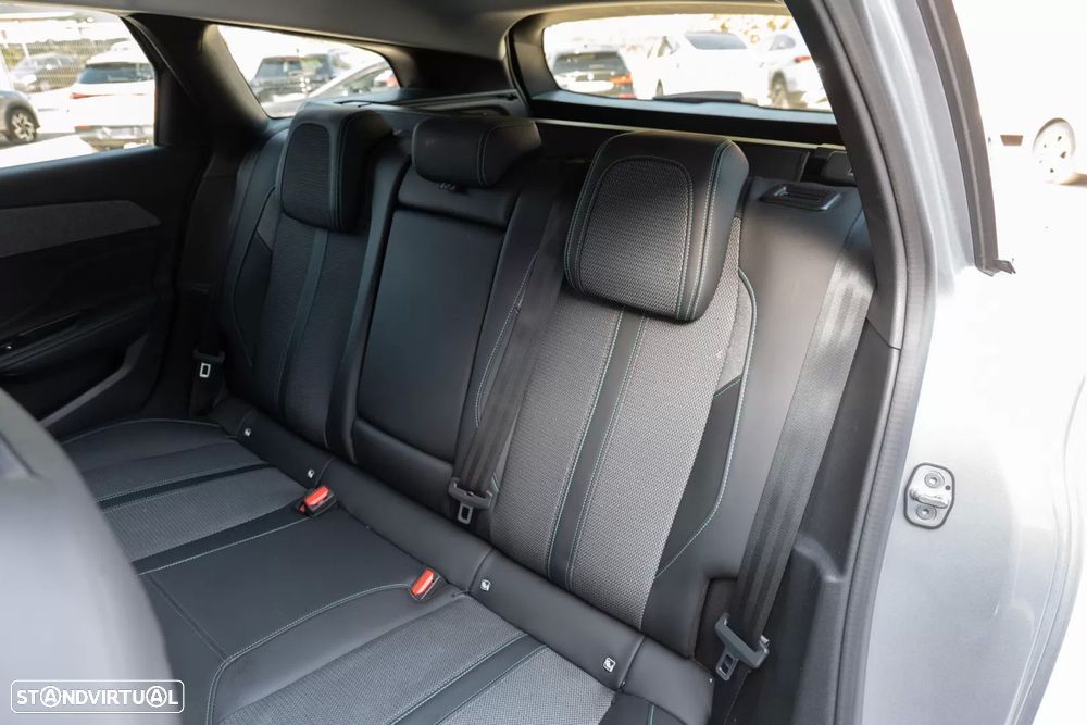 Peugeot 308 SW 1.6 Hybrid Allure Pack e-EAT8 - 16