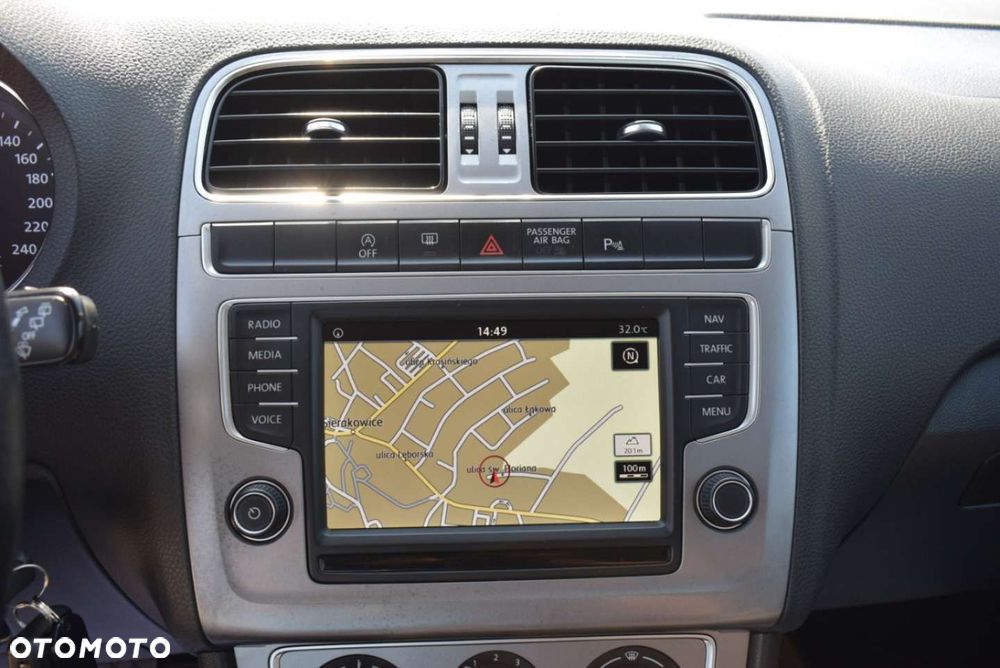 Volkswagen Polo - 32
