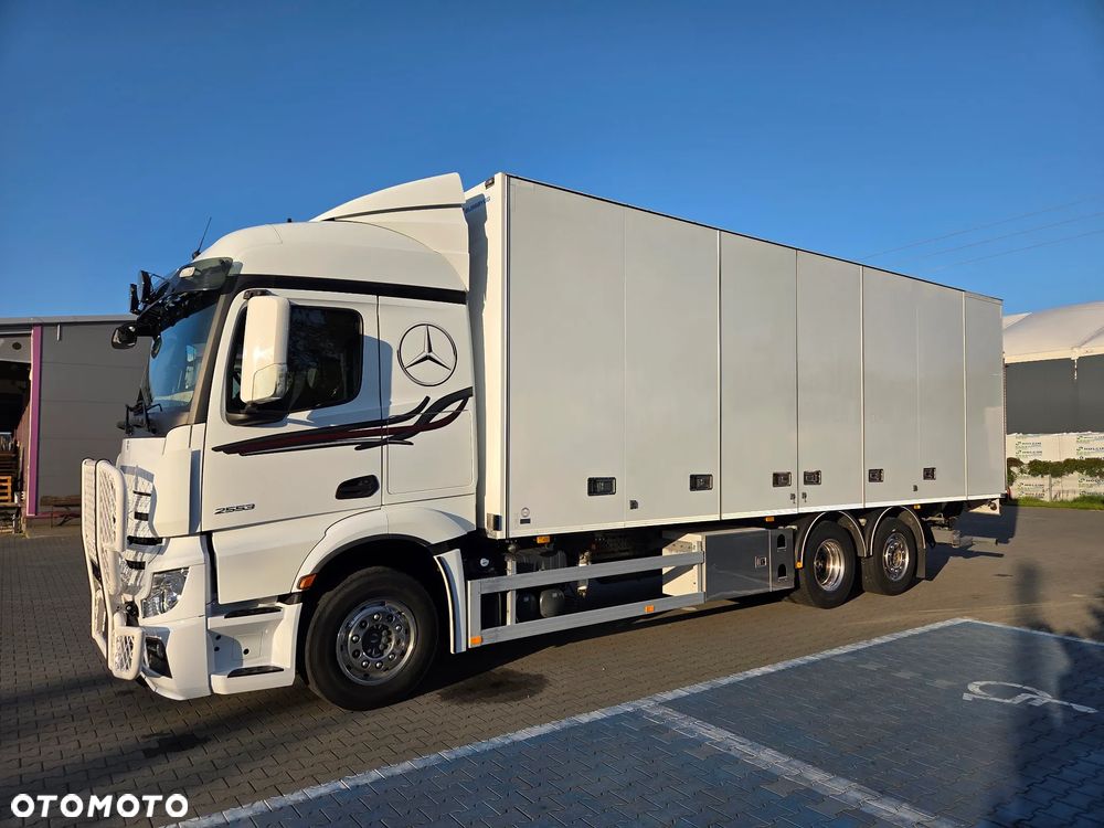 Mercedes-Benz Actros 2553 - 23