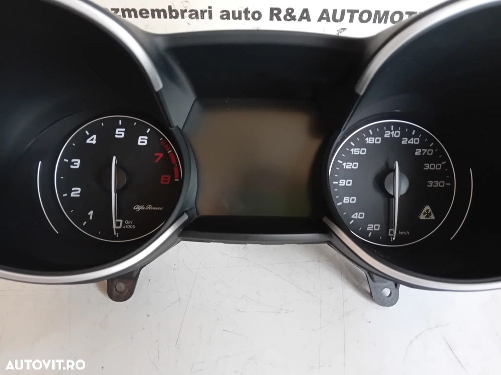 Ceasuri Bord Alfa Stelvio Benzina Quadrifoglio Volan Stanga 2017-2022 Cod 50559456 - 4