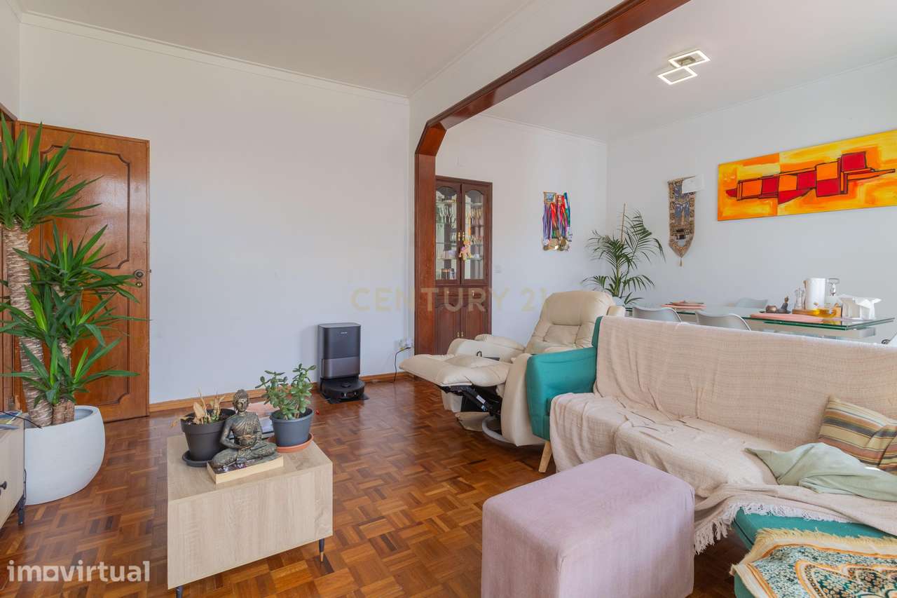 Apartamento T4 convertido em T3 - Centro do Barreiro - Grande imagem: 4/40