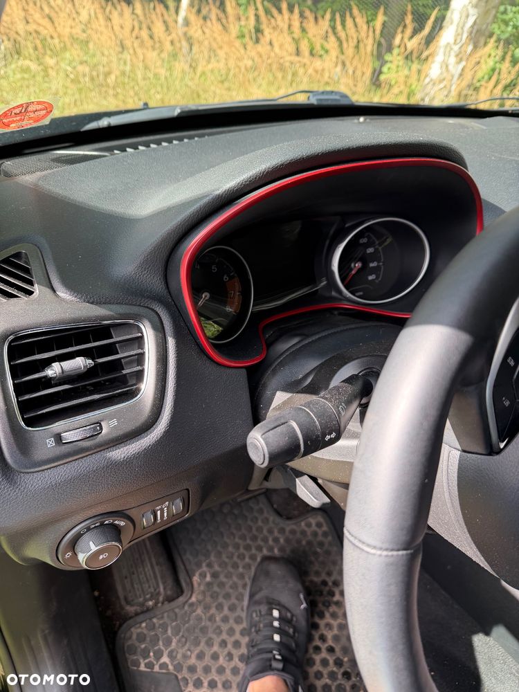 Jeep Compass - 26