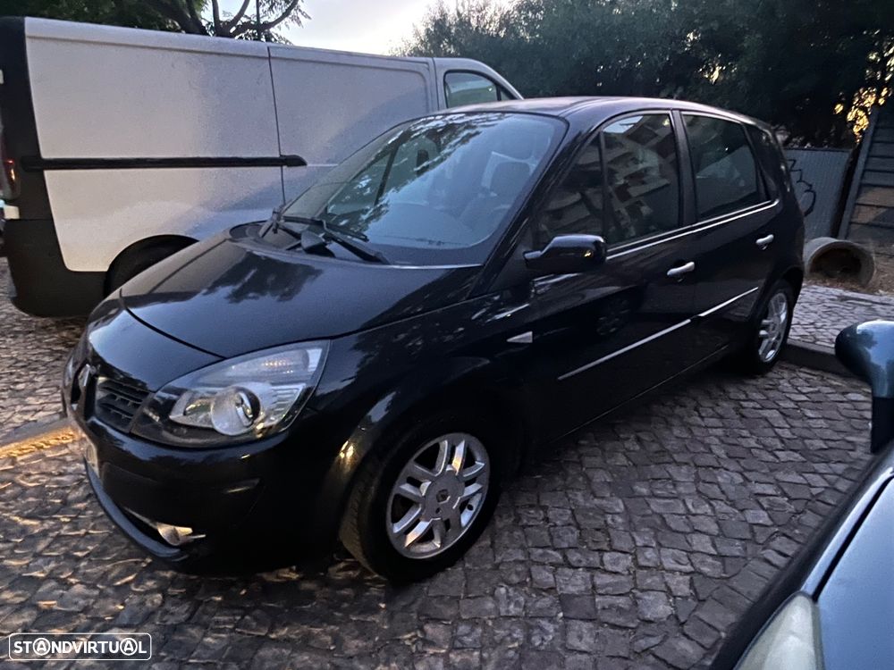 Renault Scénic - 16
