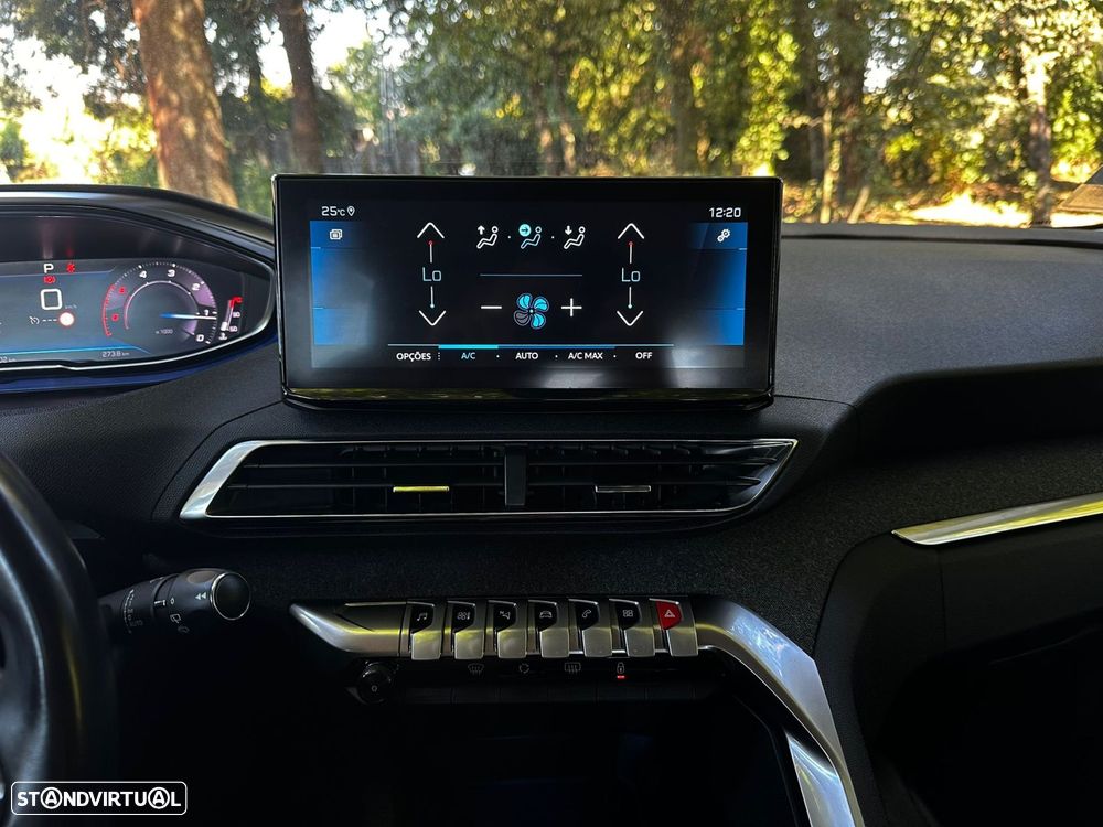 Peugeot 3008 1.5 BlueHDi Allure Pack EAT8 - 29