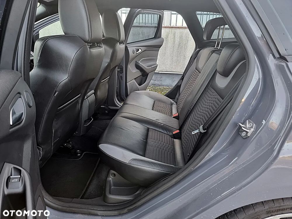 Ford Focus 2.0 TDCi ST-2 - 22